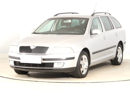 Škoda Octavia, 2008 - pohled č. 3