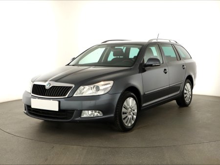 Škoda Octavia, 2012 - pohled č. 3