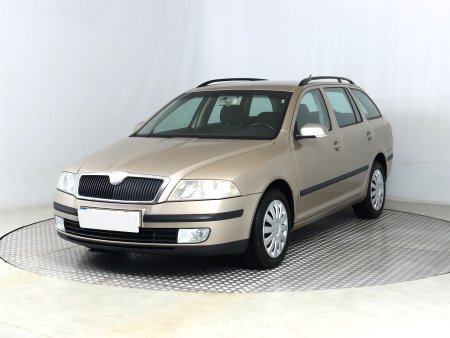 Škoda Octavia, 2005 - pohled č. 3