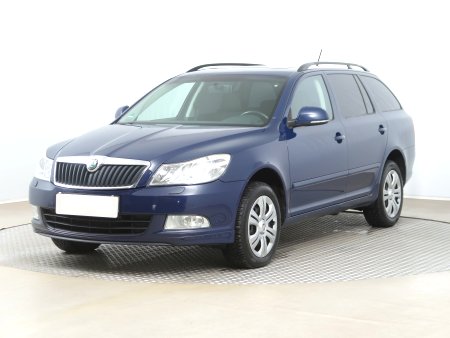 Škoda Octavia, 2012 - pohled č. 3