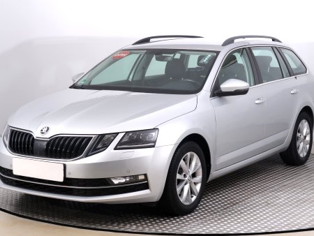 Škoda Octavia, 2018 - pohled č. 3