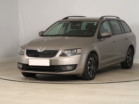Škoda Octavia, 2015 - pohled č. 3