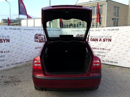 Škoda Octavia, 2006 - pohled č. 12