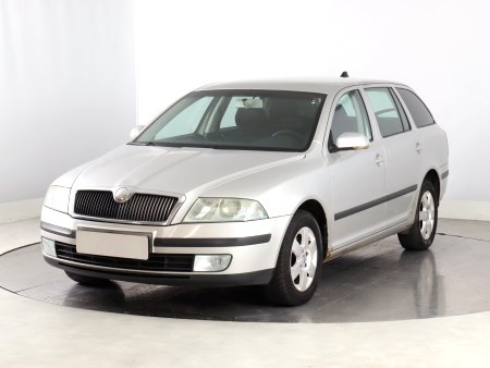 Škoda Octavia, 2007 - pohled č. 3