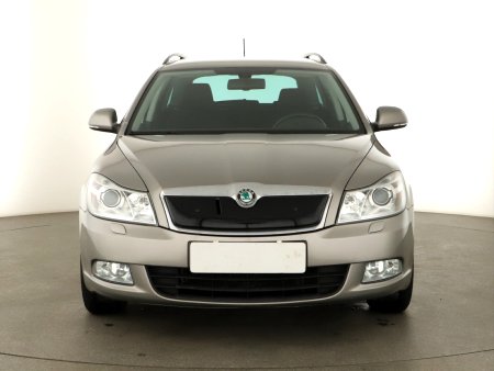 Škoda Octavia, 2011 - pohled č. 2