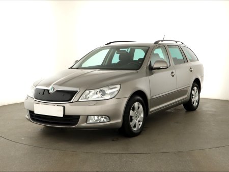 Škoda Octavia, 2011 - pohled č. 3