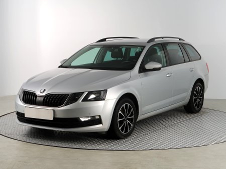 Škoda Octavia, 2019 - pohled č. 3