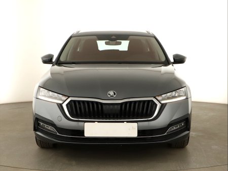 Škoda Octavia, 2022 - pohled č. 2