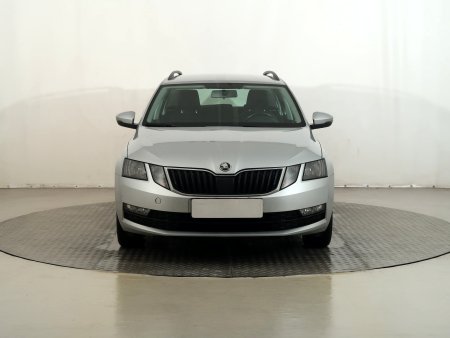 Škoda Octavia, 2018 - pohled č. 2