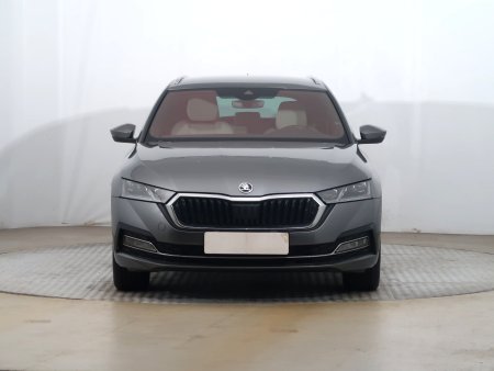 Škoda Octavia, 2023 - pohled č. 2