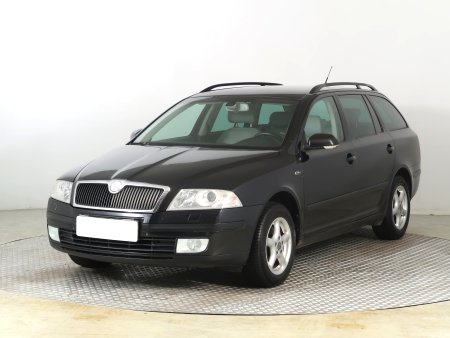 Škoda Octavia, 2008 - pohled č. 3