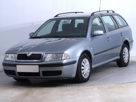 Škoda Octavia, 2004 - pohled č. 3