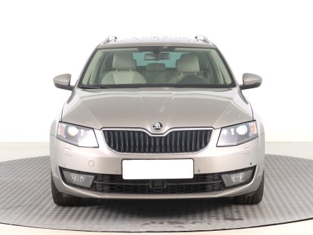 Škoda Octavia, 2014 - pohled č. 2