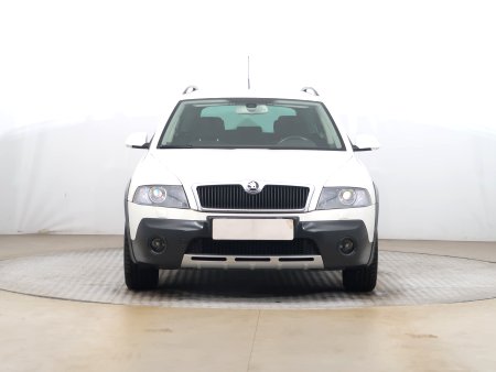 Škoda Octavia, 2008 - pohled č. 2