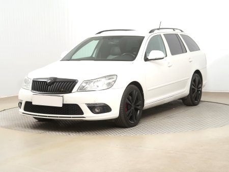 Škoda Octavia, 2011 - pohled č. 3
