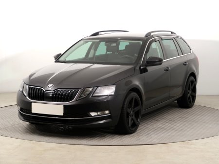 Škoda Octavia, 2018 - pohled č. 3