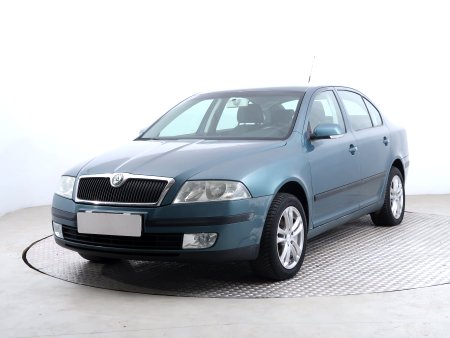 Škoda Octavia, 2004 - pohled č. 3