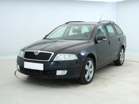 Škoda Octavia, 2006 - pohled č. 3