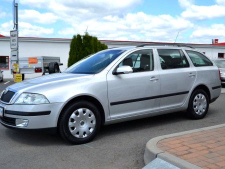 Škoda Octavia, 2005 - pohled č. 4