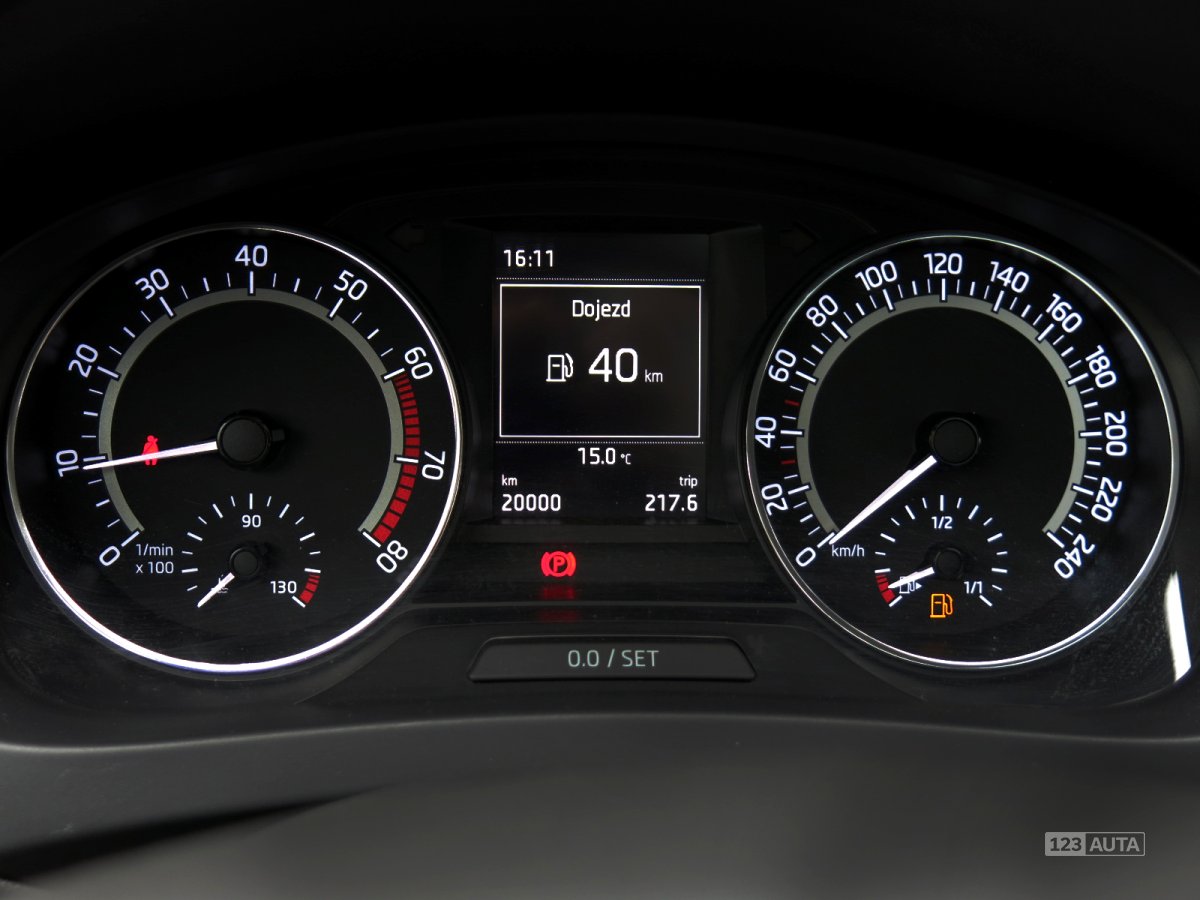 Škoda Rapid Spaceback, 2016 - pohled č. 10