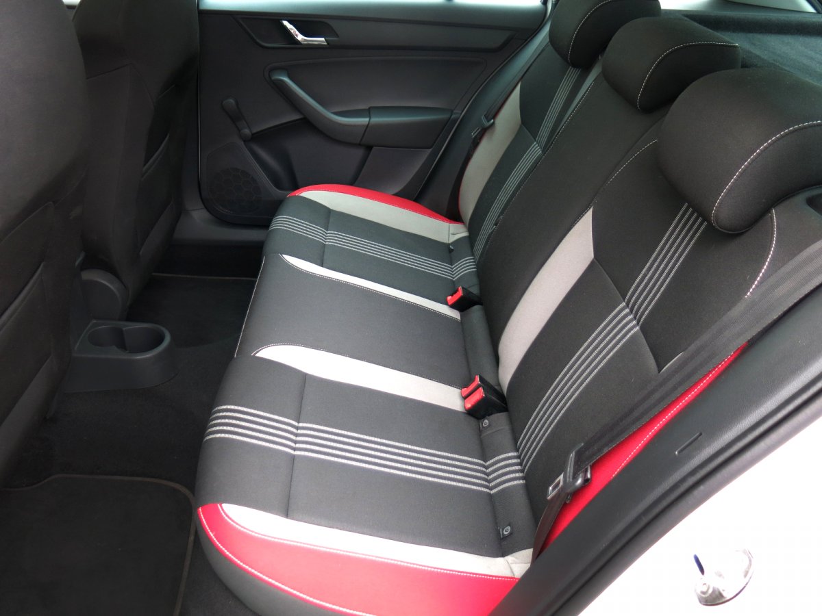 Škoda Rapid Spaceback, 2016 - pohled č. 14