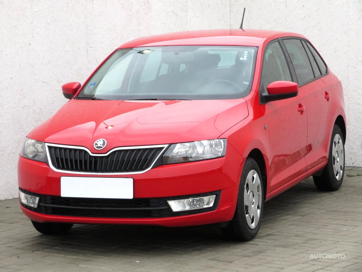 Škoda Rapid Spaceback, 2014 - pohled č. 3