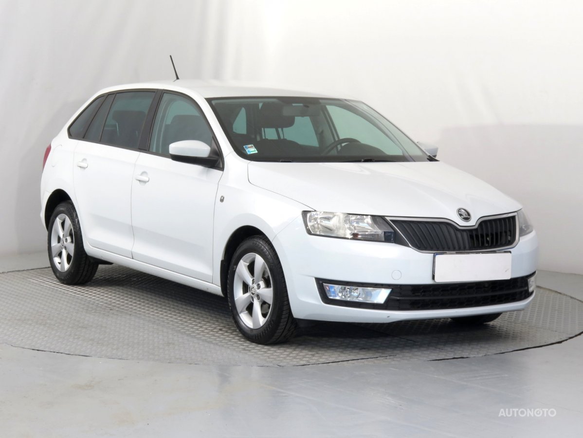 Škoda Rapid Spaceback, 2014 - celkový pohled