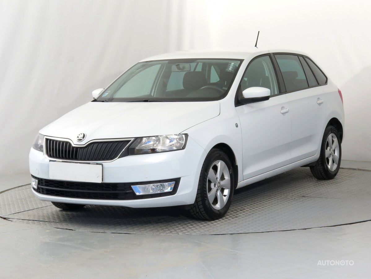 Škoda Rapid Spaceback, 2014 - pohled č. 3
