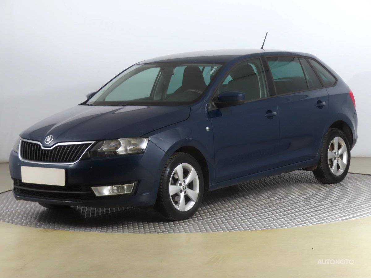 Škoda Rapid Spaceback, 2014 - pohled č. 3