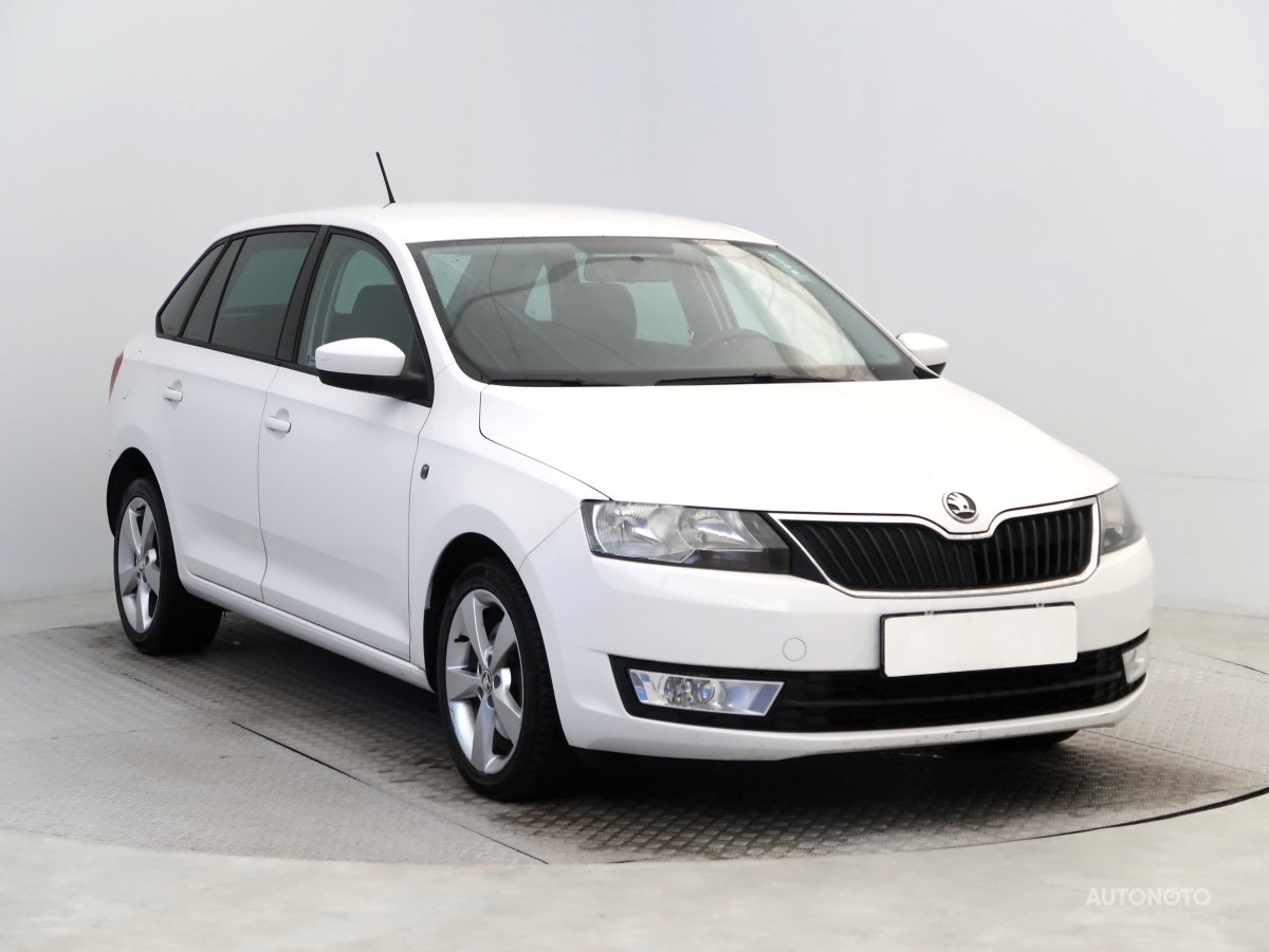 Škoda Rapid Spaceback, 2014 - celkový pohled