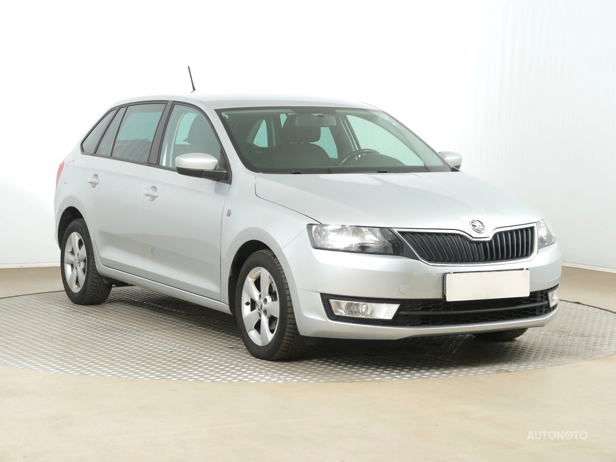 Škoda Rapid Spaceback, 2015 - celkový pohled