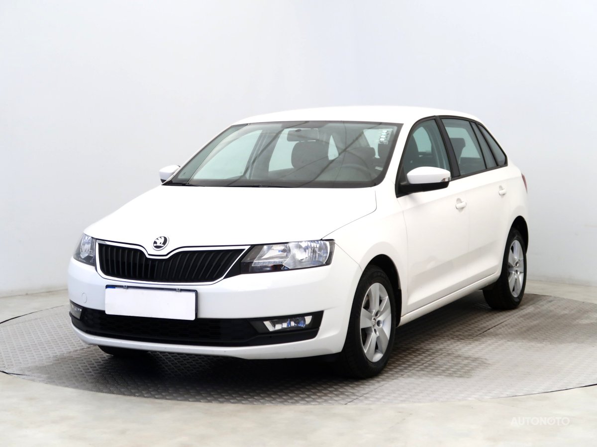 Škoda Rapid Spaceback, 2018 - pohled č. 3