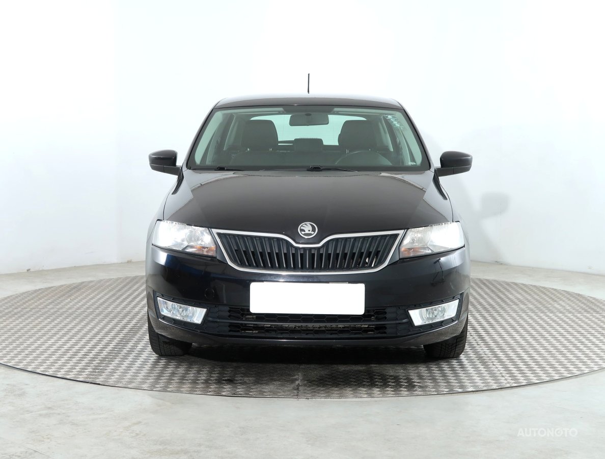 Škoda Rapid Spaceback, 2013 - pohled č. 2