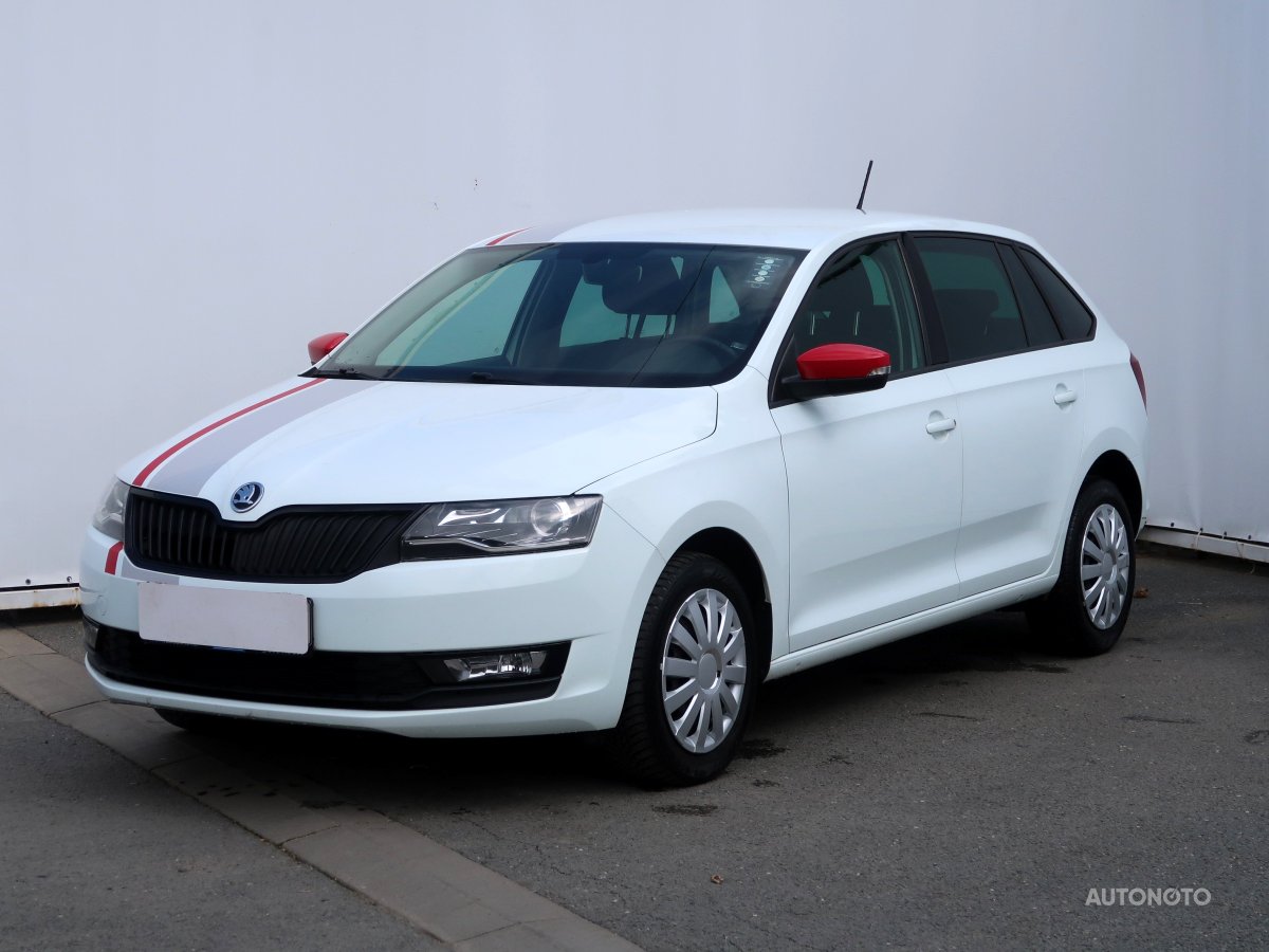 Škoda Rapid Spaceback, 2018 - pohled č. 3