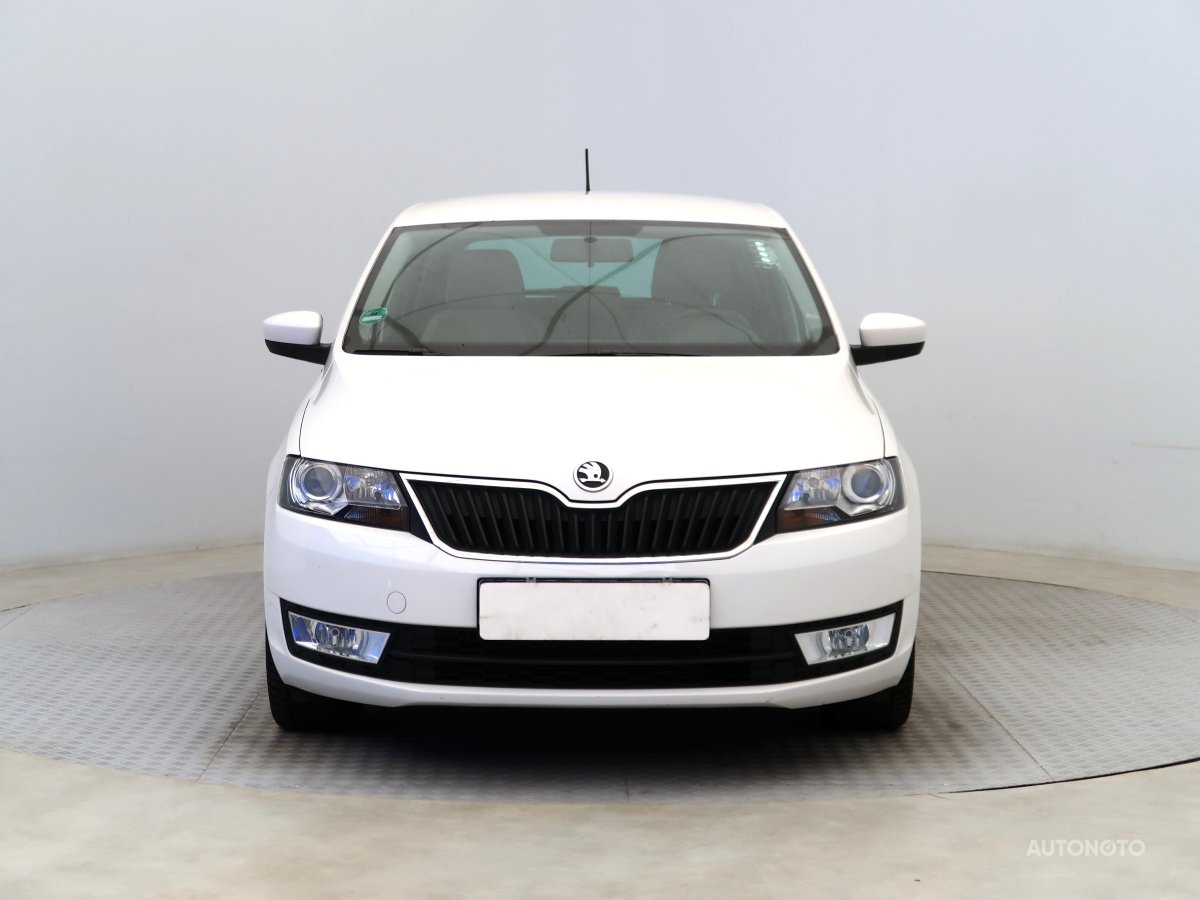 Škoda Rapid Spaceback, 2014 - pohled č. 2