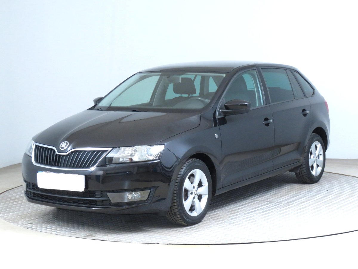 Škoda Rapid Spaceback, 2014 - pohled č. 3