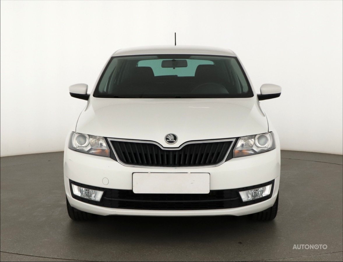 Škoda Rapid Spaceback, 2014 - pohled č. 2