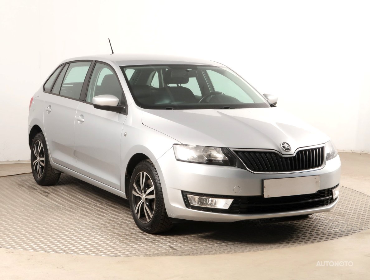 Škoda Rapid Spaceback, 2014 - celkový pohled