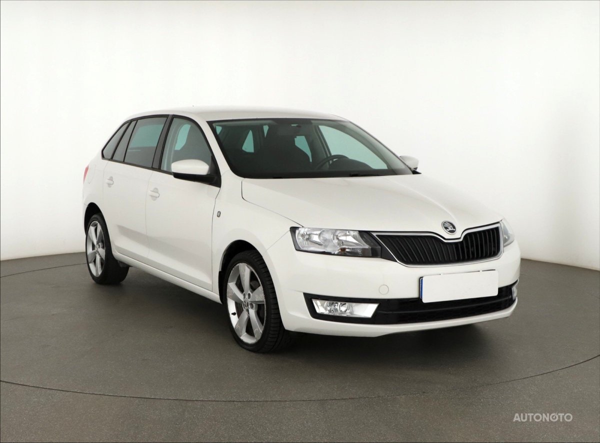 Škoda Rapid Spaceback, 2014 - celkový pohled