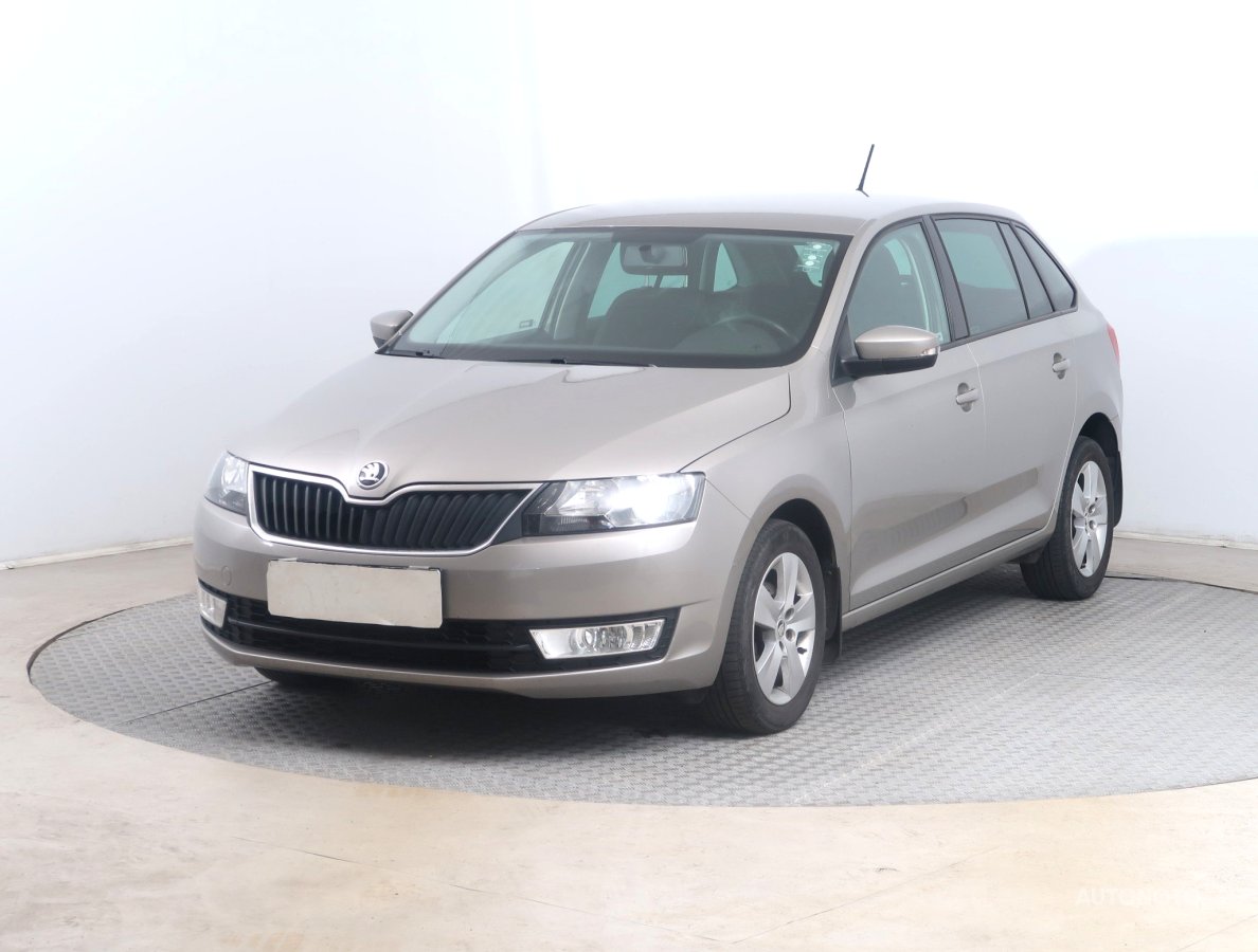 Škoda Rapid Spaceback, 2017 - pohled č. 3