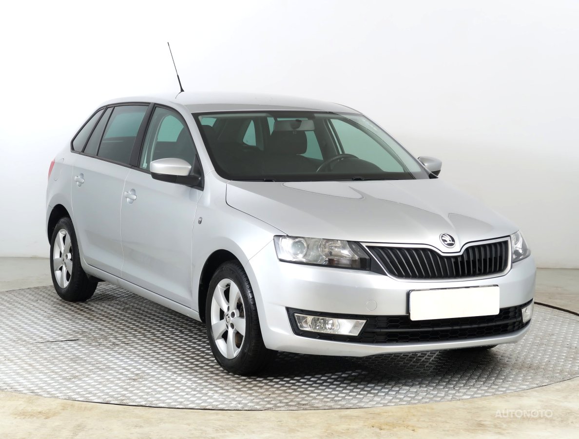 Škoda Rapid Spaceback, 2015 - celkový pohled