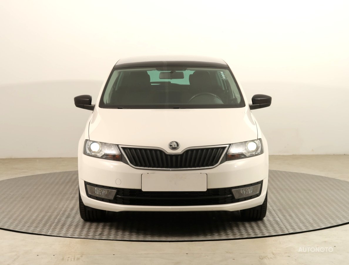 Škoda Rapid Spaceback, 2014 - pohled č. 2
