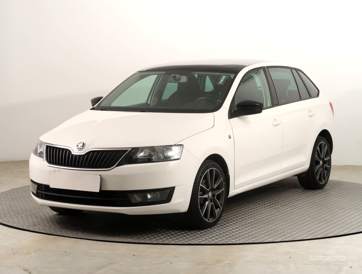Škoda Rapid Spaceback, 2014 - pohled č. 3