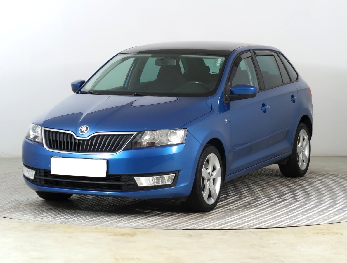 Škoda Rapid Spaceback, 2014 - pohled č. 3