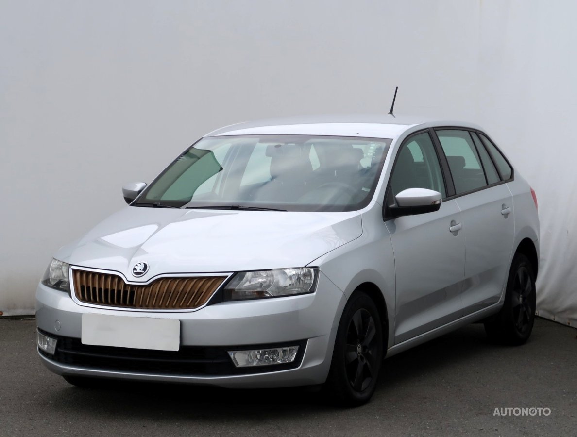 Škoda Rapid Spaceback, 2016 - pohled č. 3