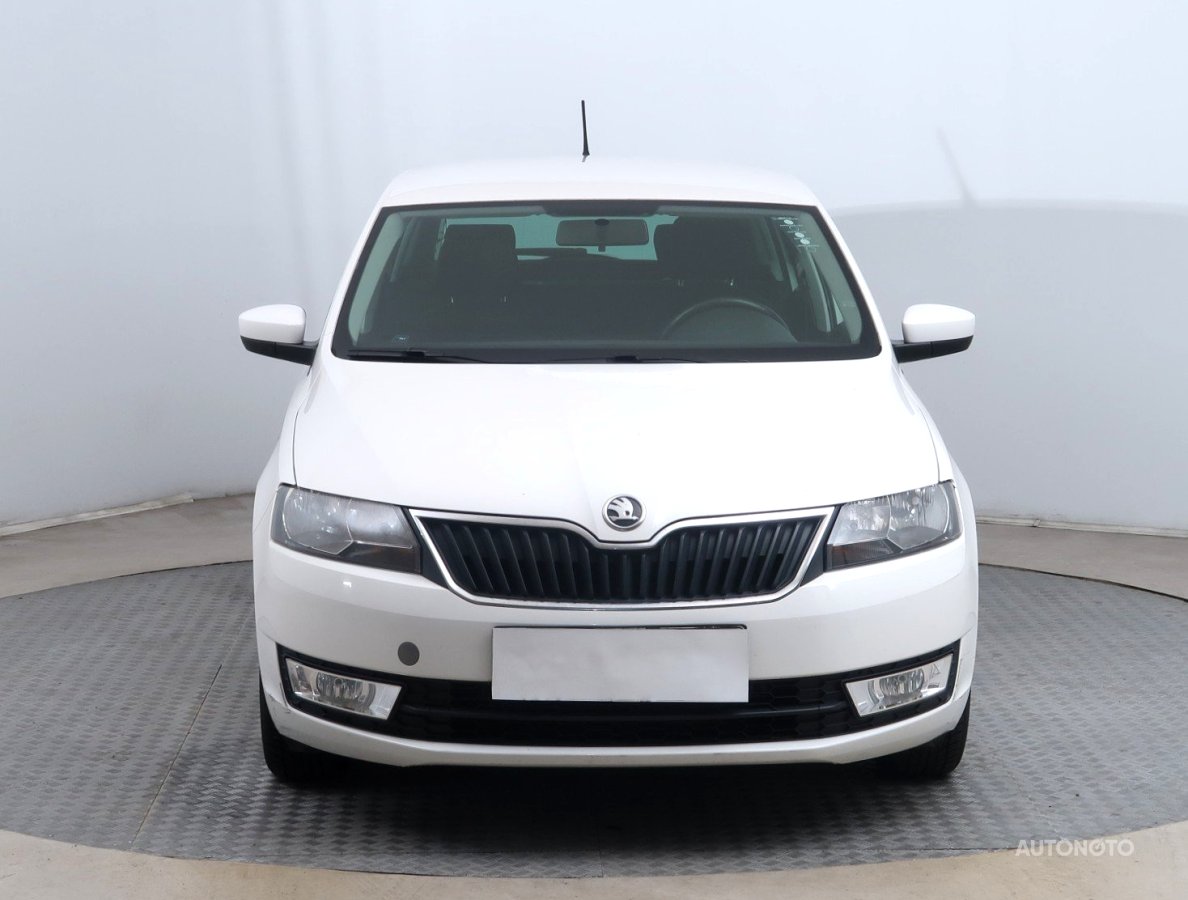 Škoda Rapid Spaceback, 2014 - pohled č. 2