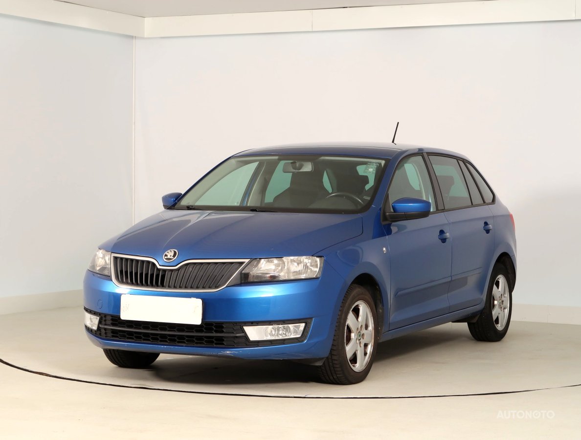 Škoda Rapid Spaceback, 2014 - pohled č. 3