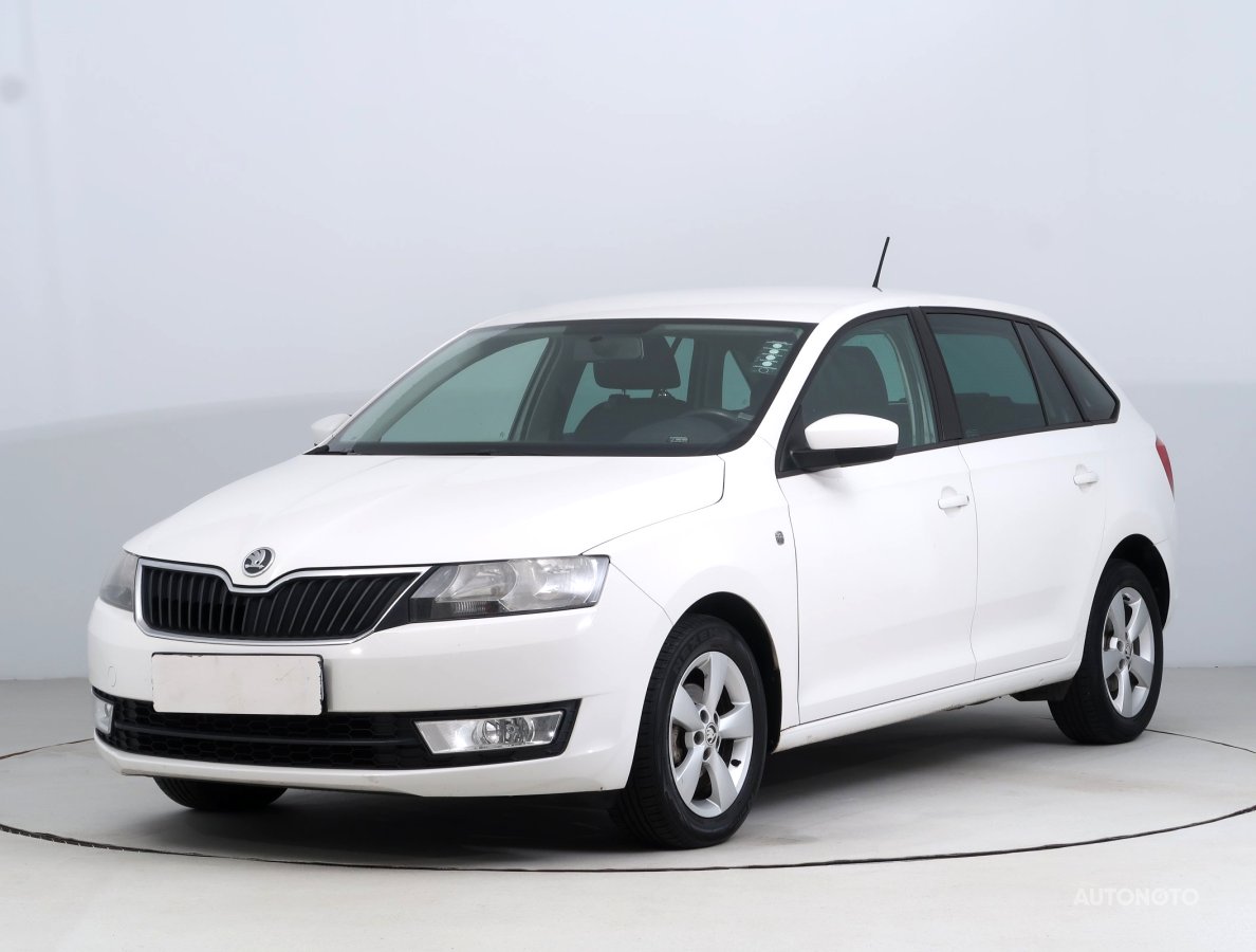 Škoda Rapid Spaceback, 2014 - pohled č. 3
