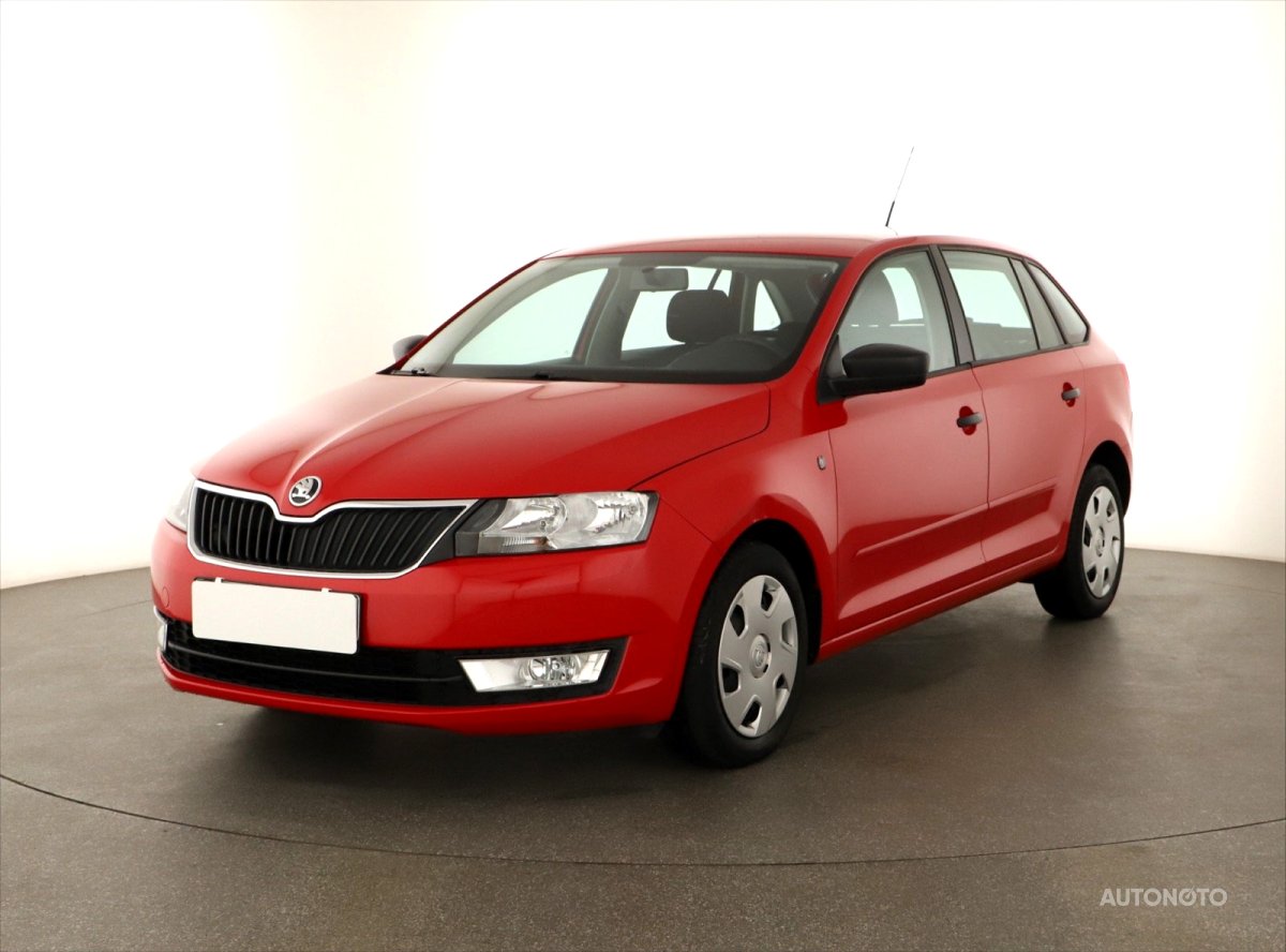 Škoda Rapid Spaceback, 2014 - pohled č. 3