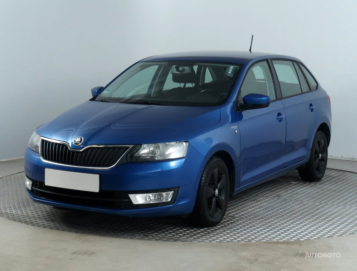 Škoda Rapid Spaceback, 2014 - pohled č. 3